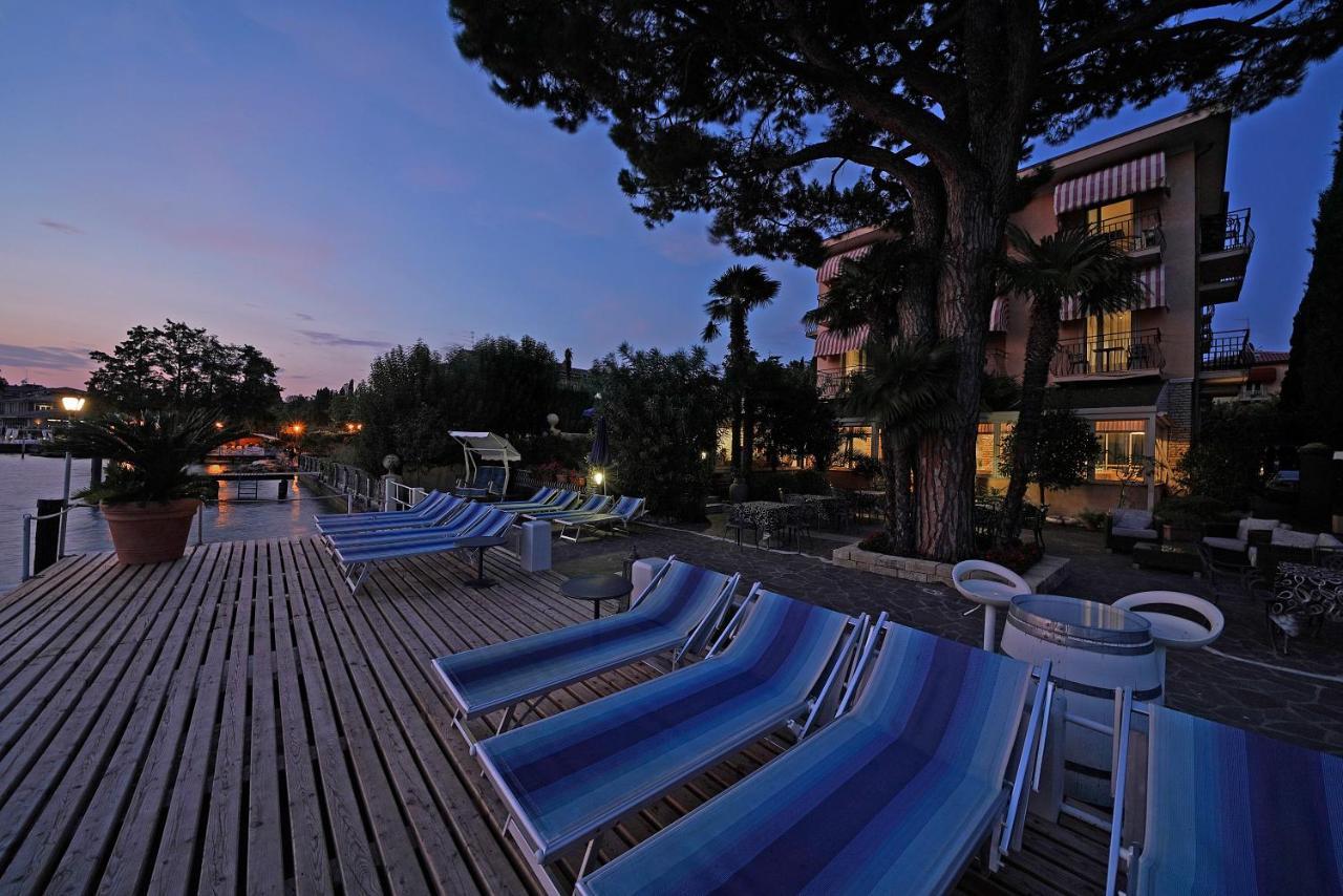 Hotel Marconi Sirmione Exterior foto